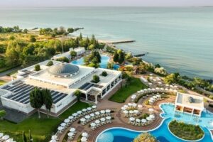 Dreams Sunny Beach Resort & Spa (Ex. Riu Helios Paradise)