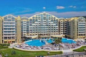 Imperial Palace (Ex. Victoria Palace)