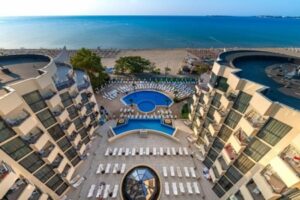 Zenith (Ex.marlin Beach)