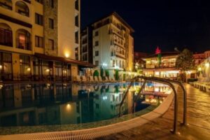 Aparthotel Rose Village